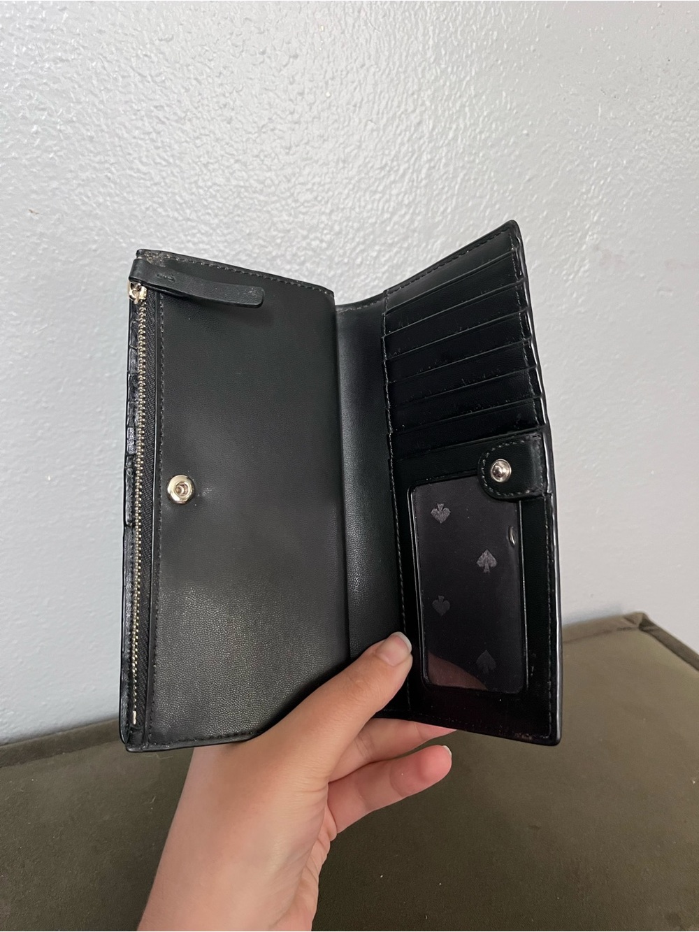 kate spade Black Leather Zip Wallet with Gold Logo - Picture 6 of 8
